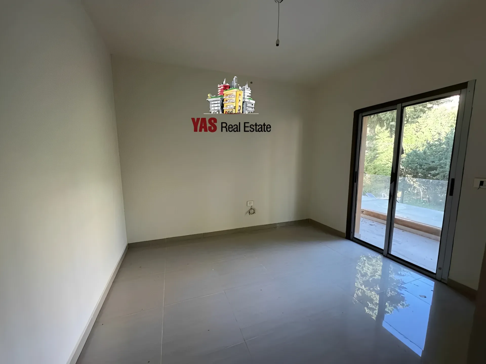 Apartment for Sale in Ballouneh