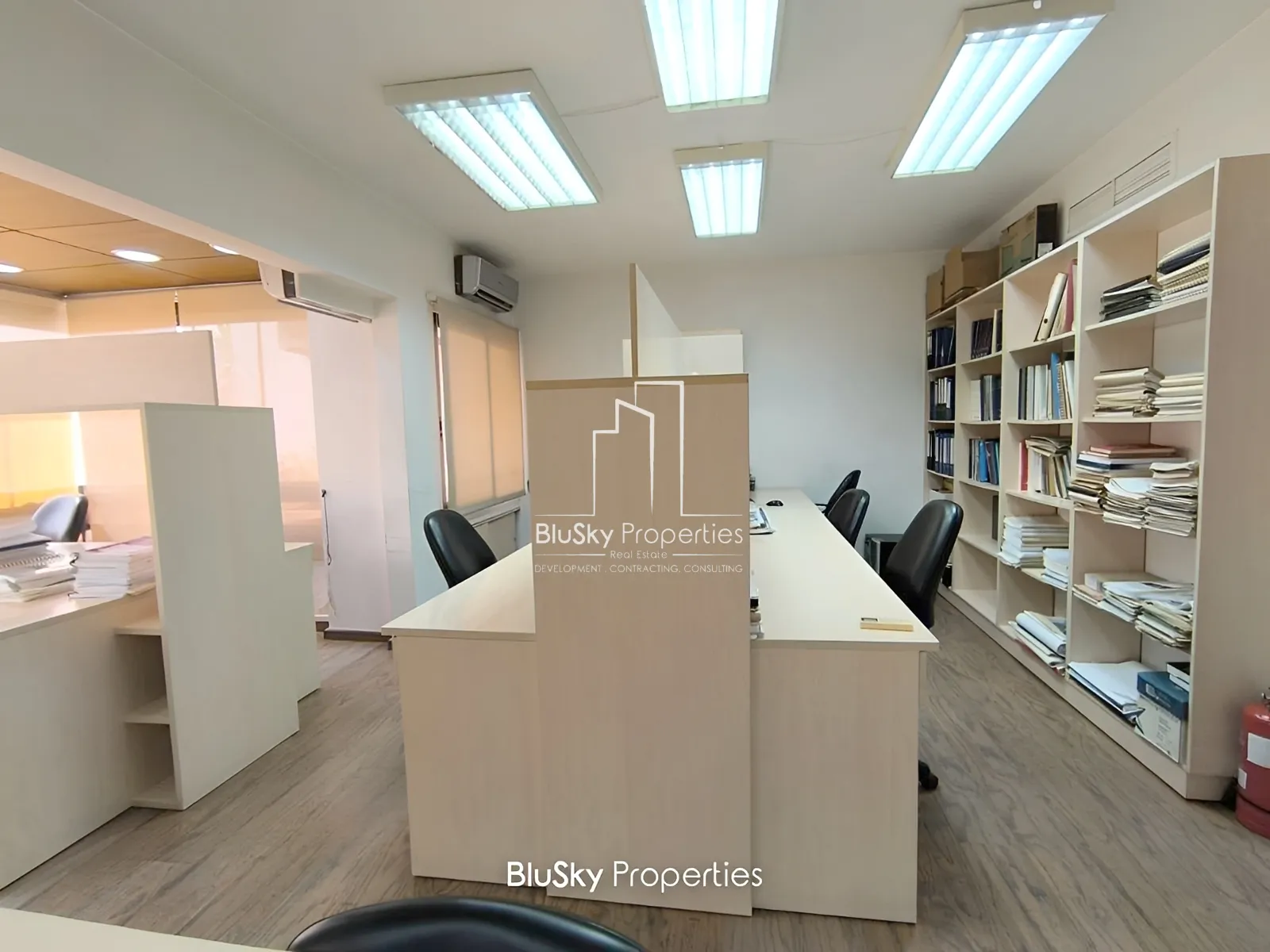 Office for sale in Antelias