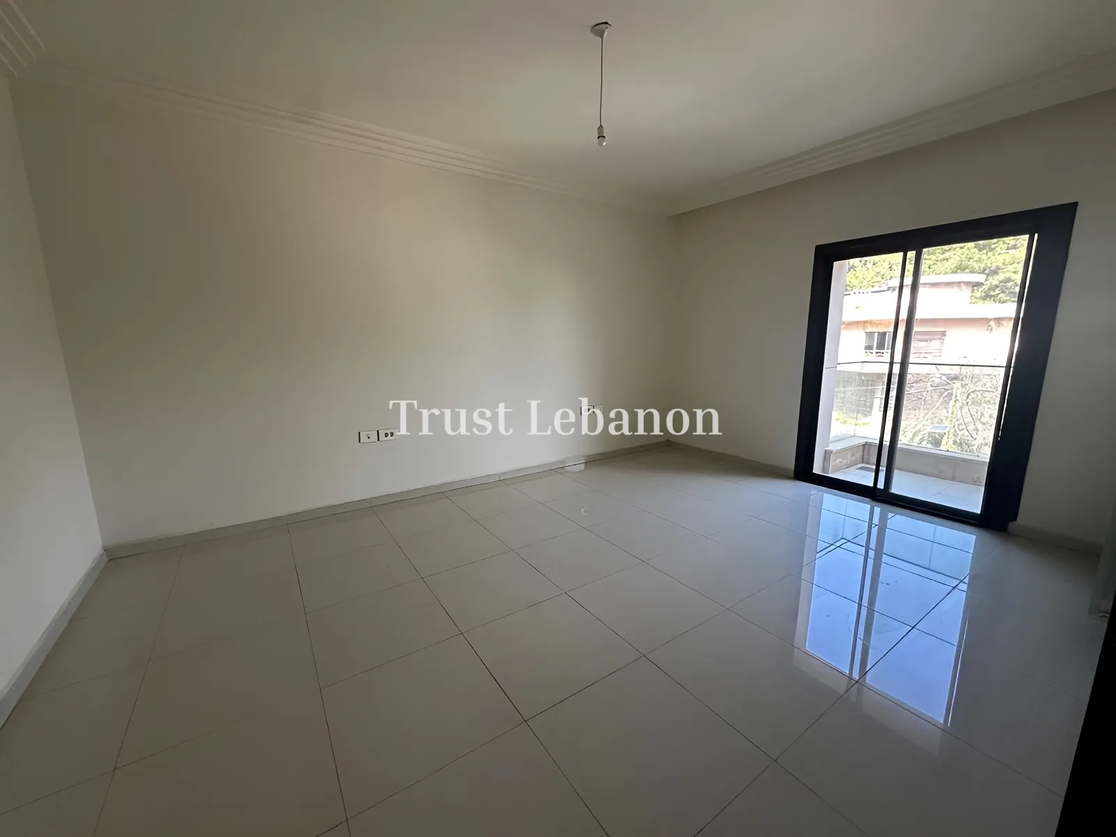 Penthouse for sale in Monteverde Main Street، Moutazah, Lebanon
