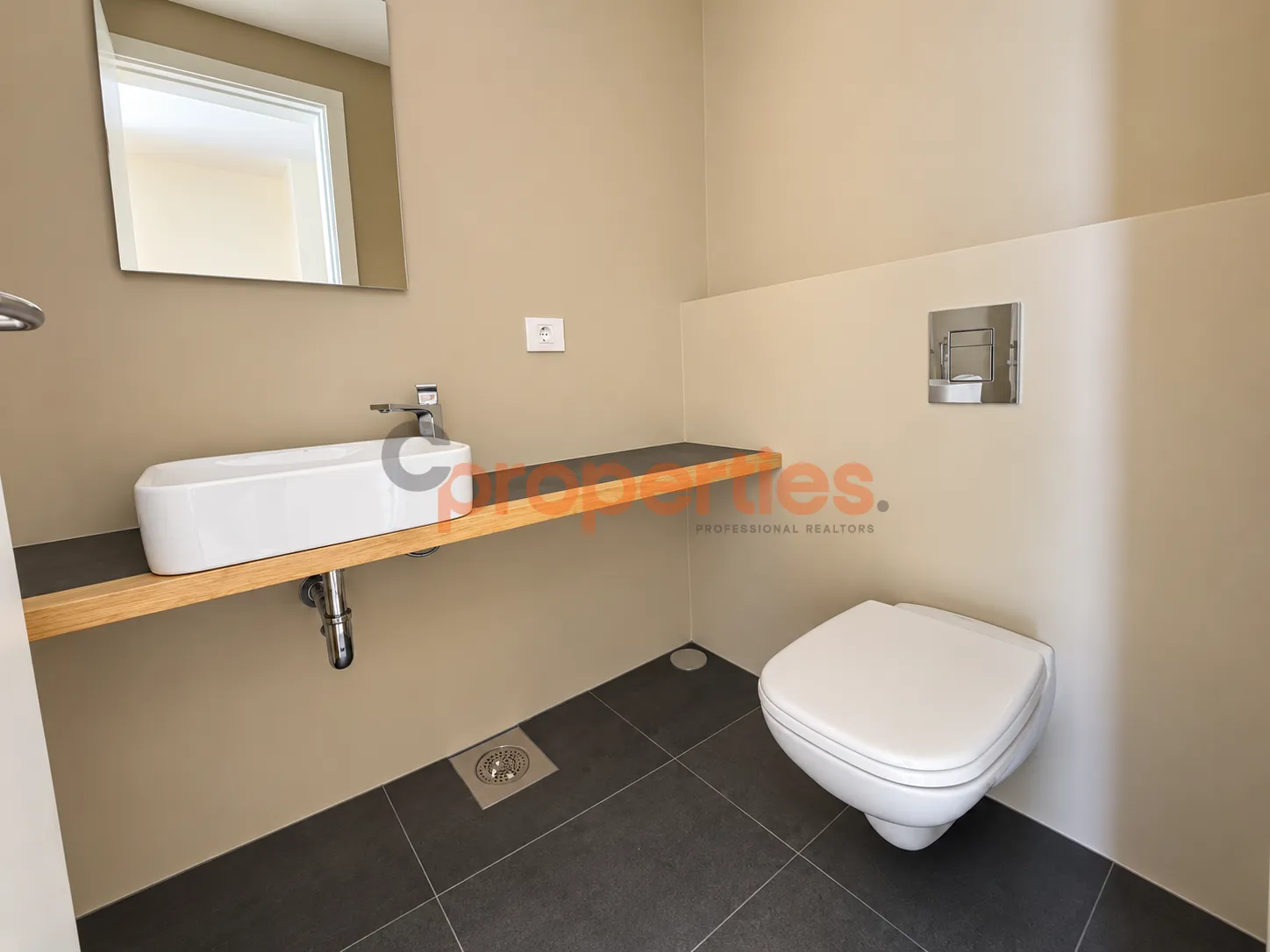 Apartment for Sale in Louaizeh