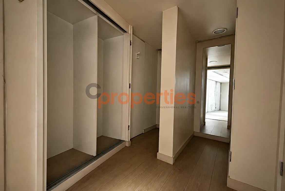Shop for Rent in Hamra