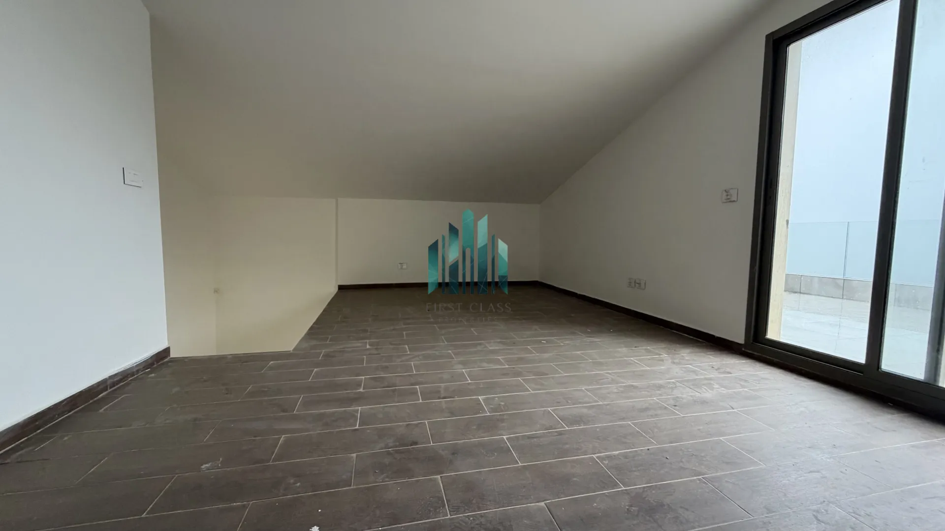 Duplex for sale in Bharsaf
