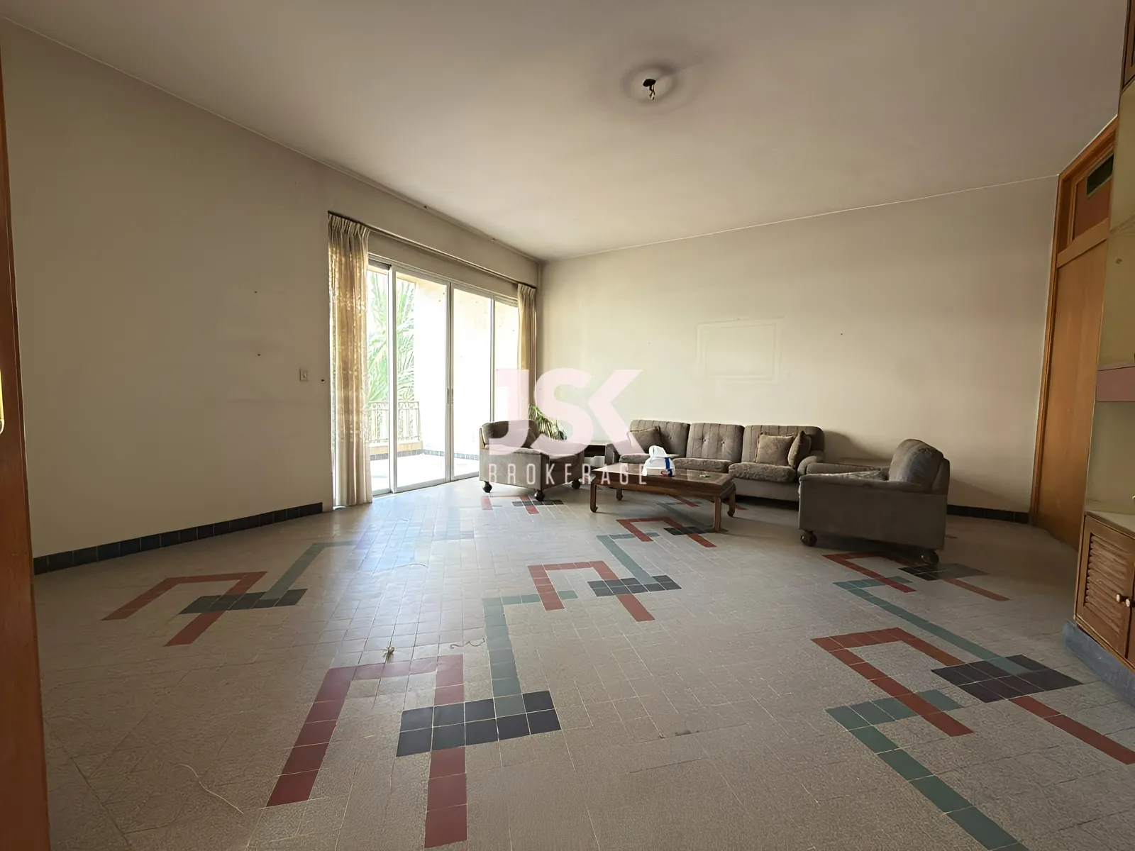Apartment for Sale in Achrafieh - 3 bed, 3 bath