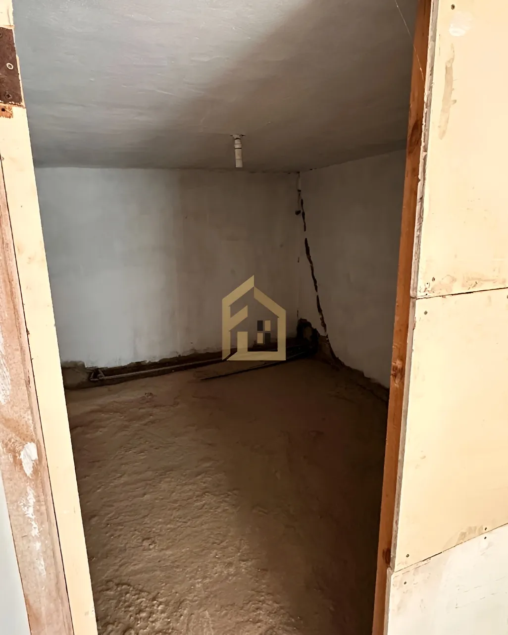 Warehouse for rent in Aamchit, Lebanon