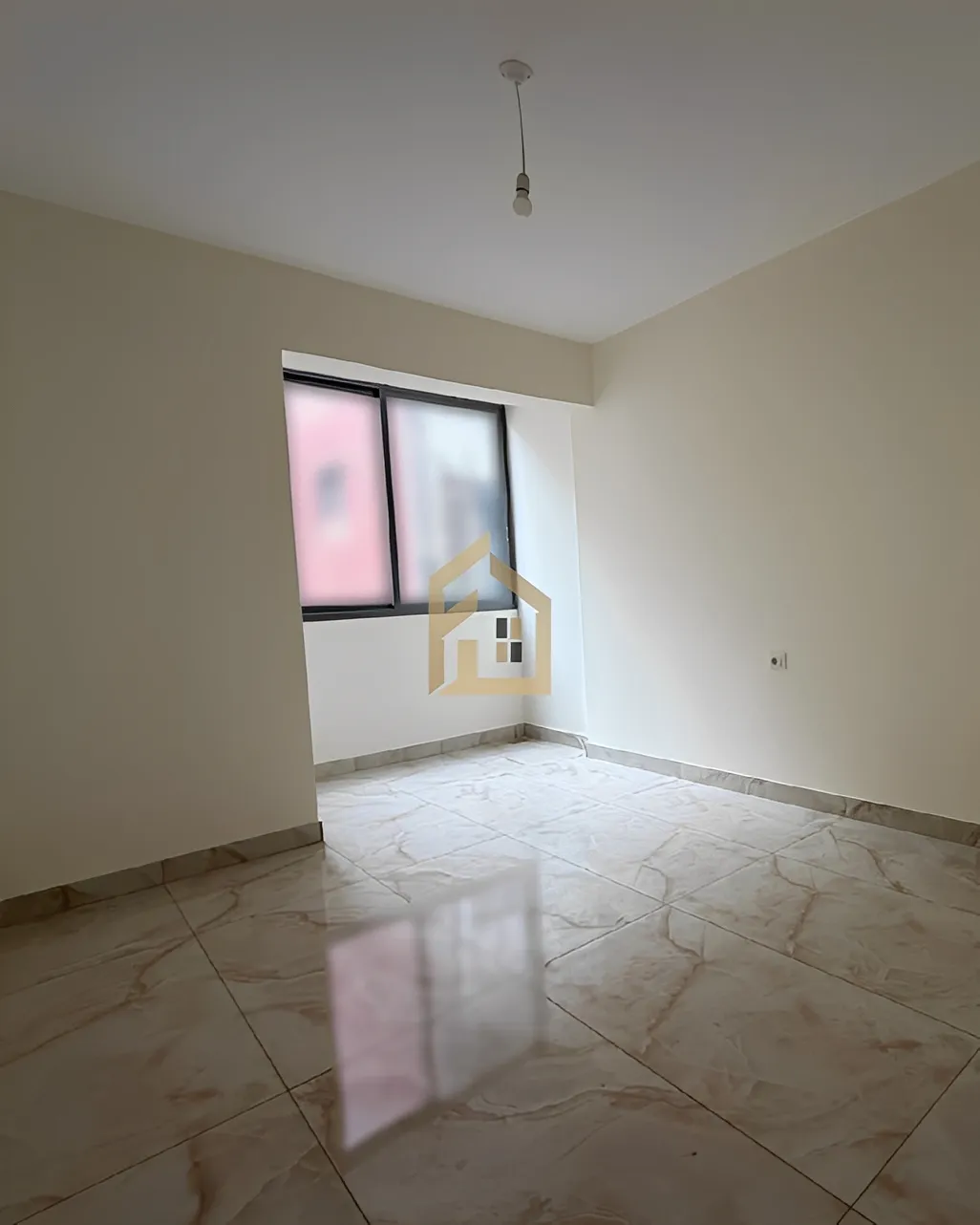 Apartment for Sale in Ain Al Mraiseh, Beirut, Lebanon - 2 bed, 2 bath