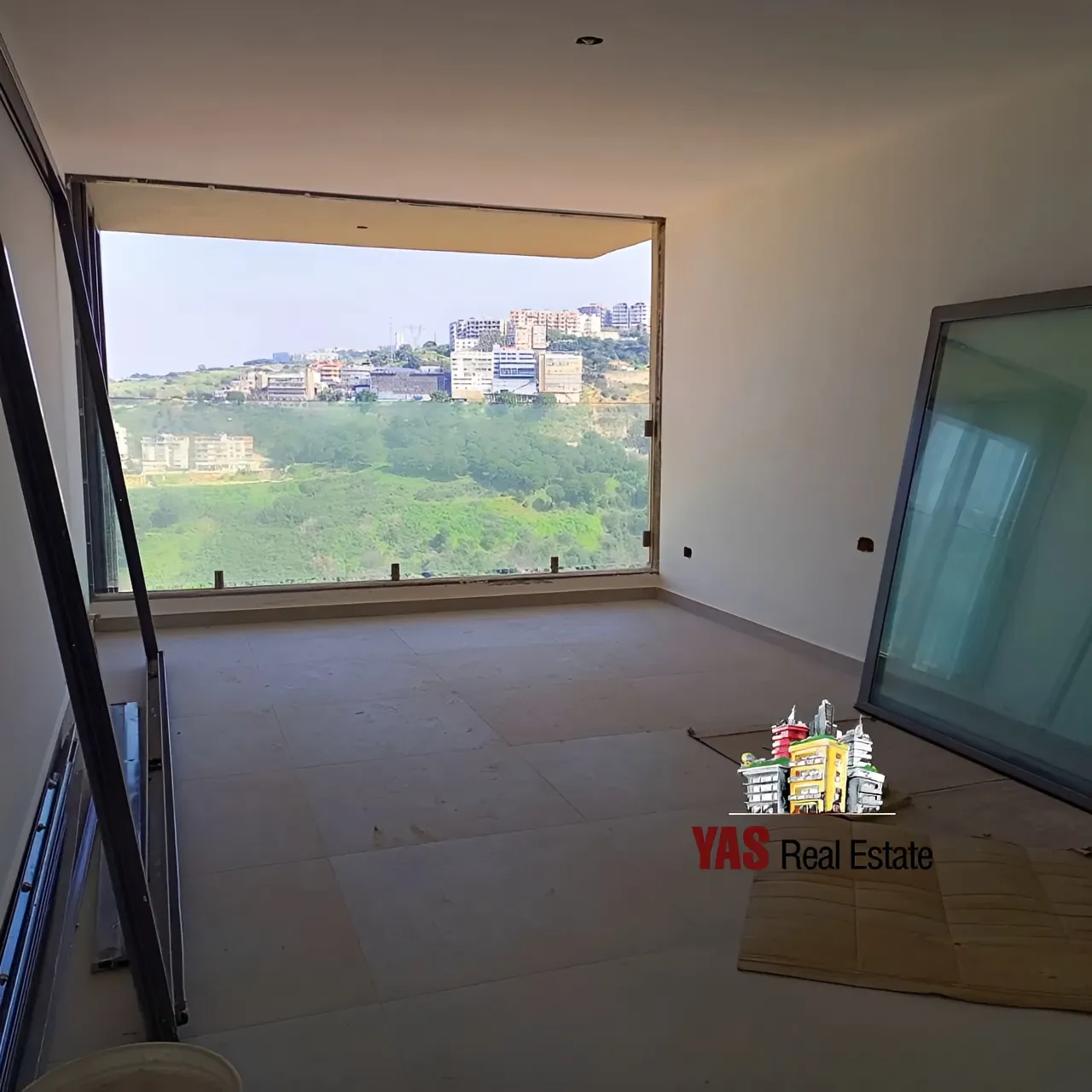 Apartment for Sale in Mar Takla, Hazmieh - 5 bed, 5 bath