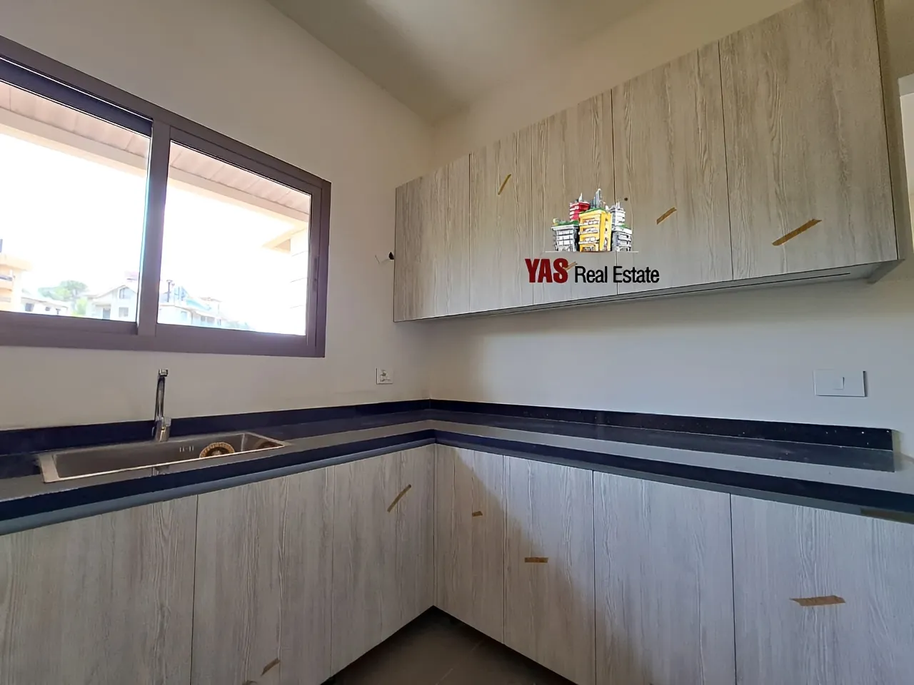 Apartment for Sale in Ashqout