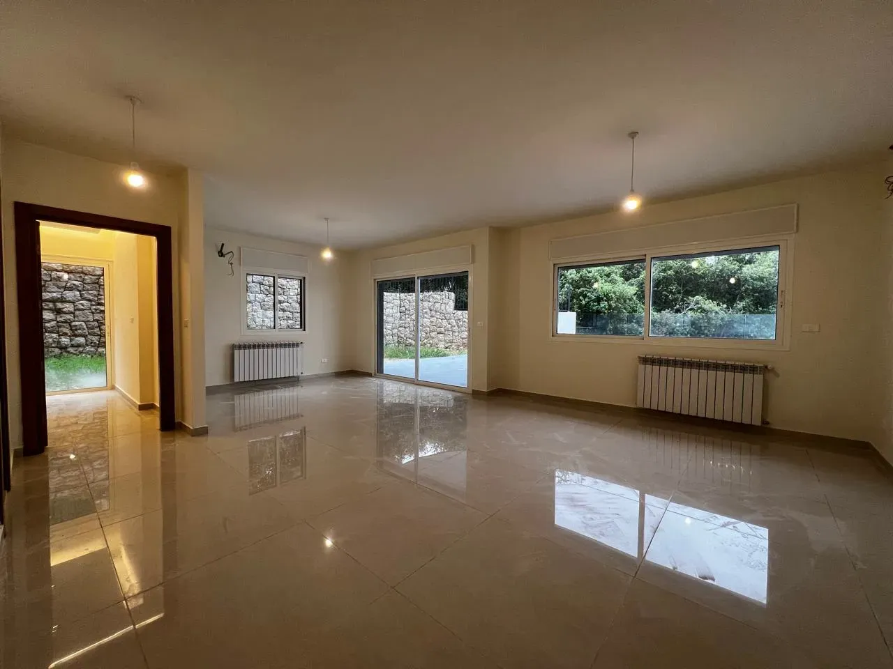 Apartment for Rent in Sehaile - 3 bed, 4 bath