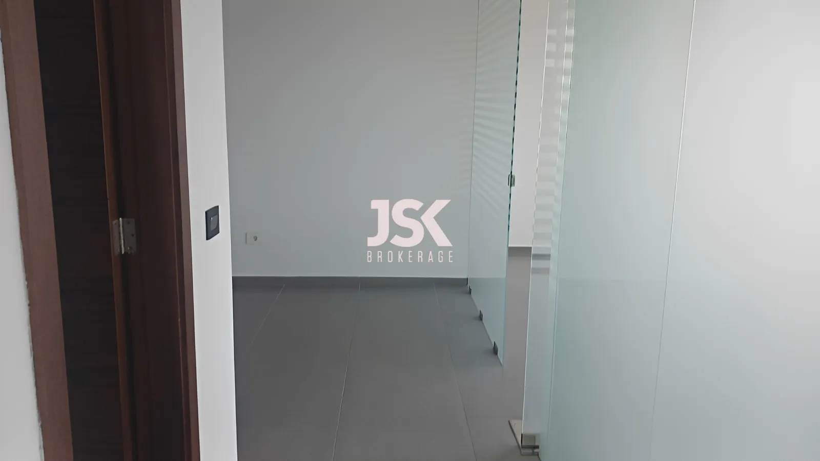 Office for Rent in Sin El Fil