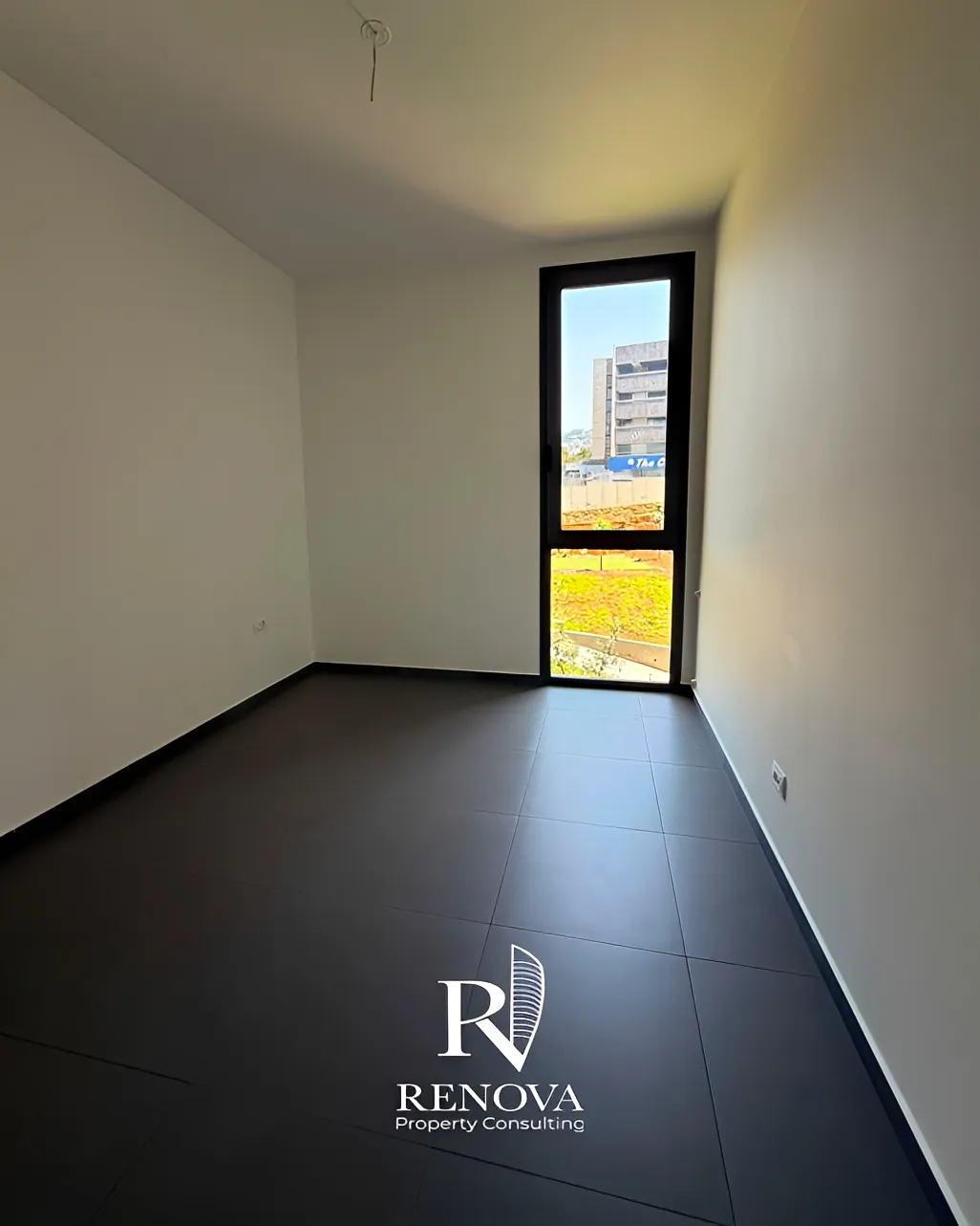 Building for rent in Mansourieh, Lebanon