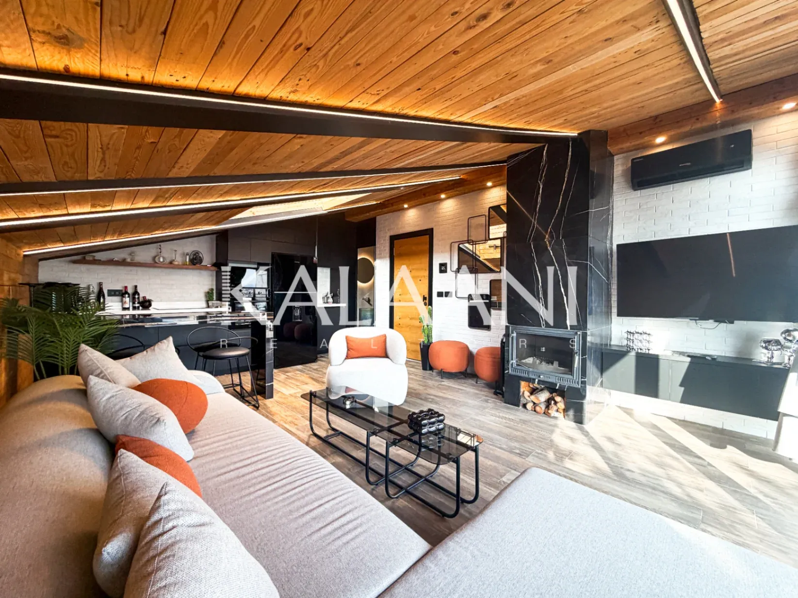 Triplex for sale in Bsalim, Lebanon