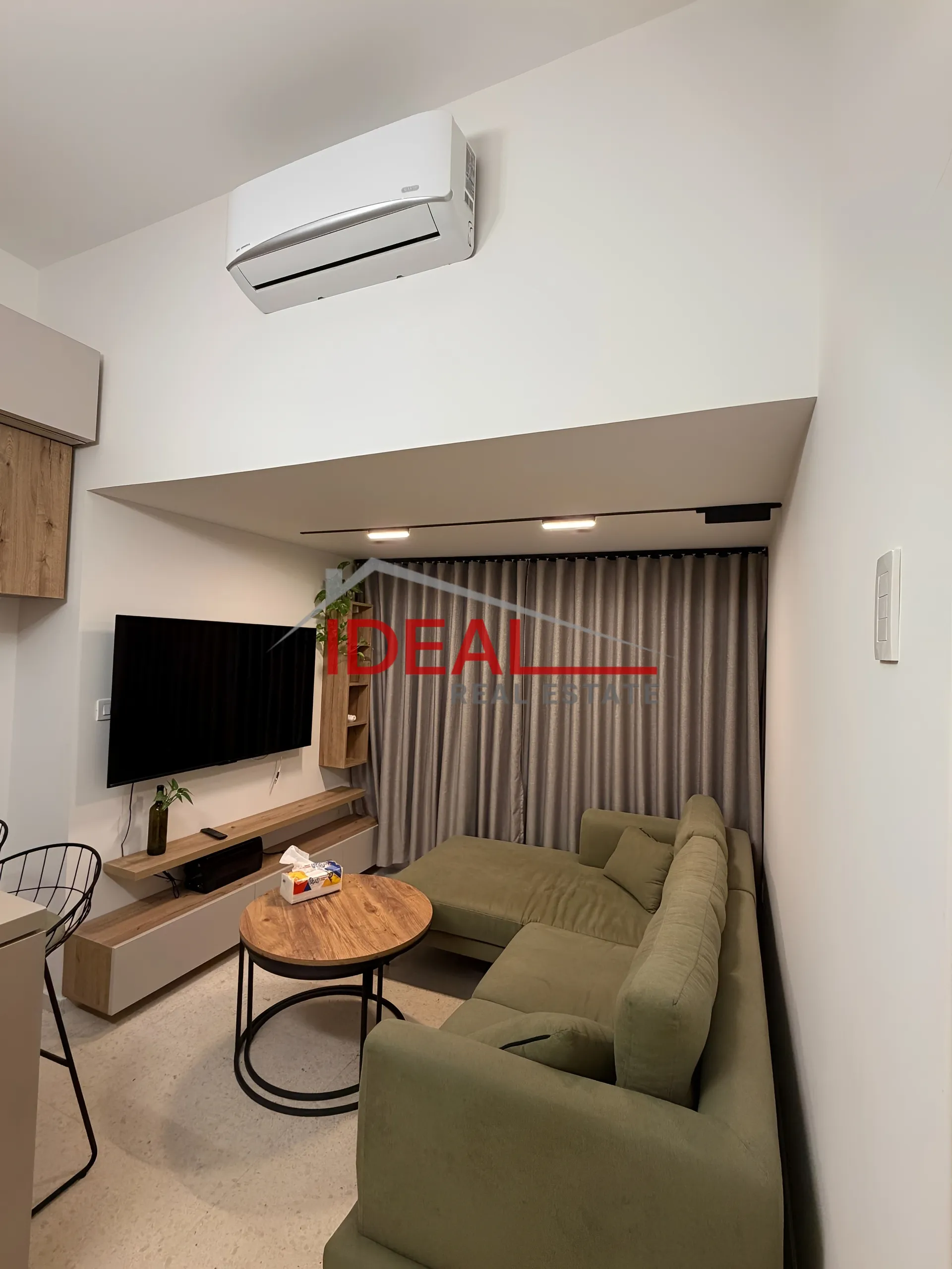 Chalet for Rent in Safra