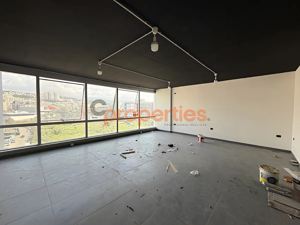 Office for Rent in Dekwaneh