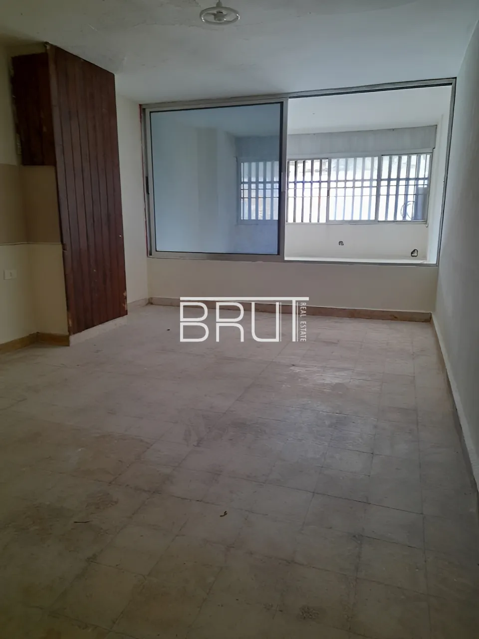 Shop For Sale in Jounieh