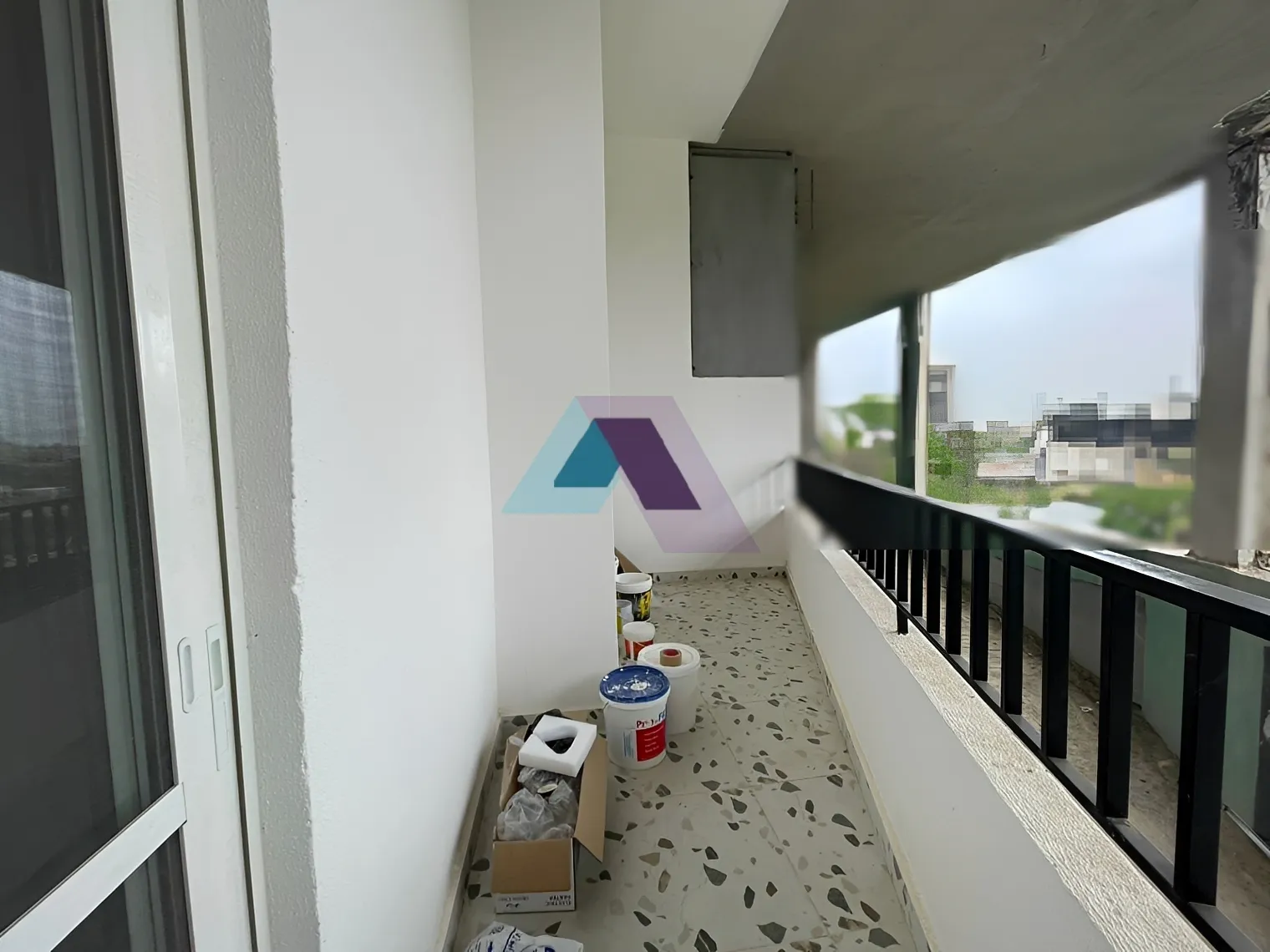 Apartment for sale in Hazmieh, Lebanon - 3 bed, 3 bath