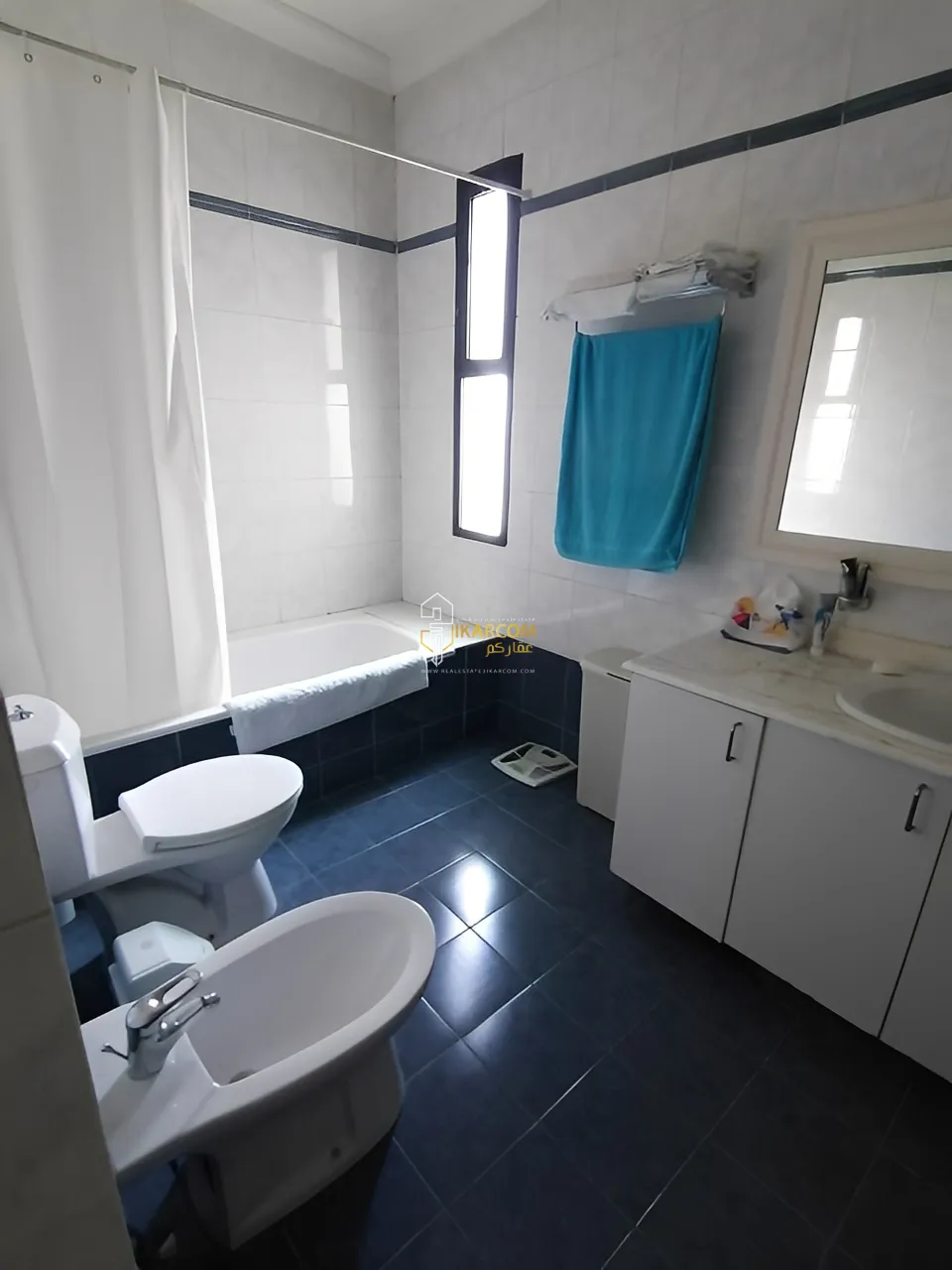 Apartment for Sale in Kaslik - 3 bed, 4 bath