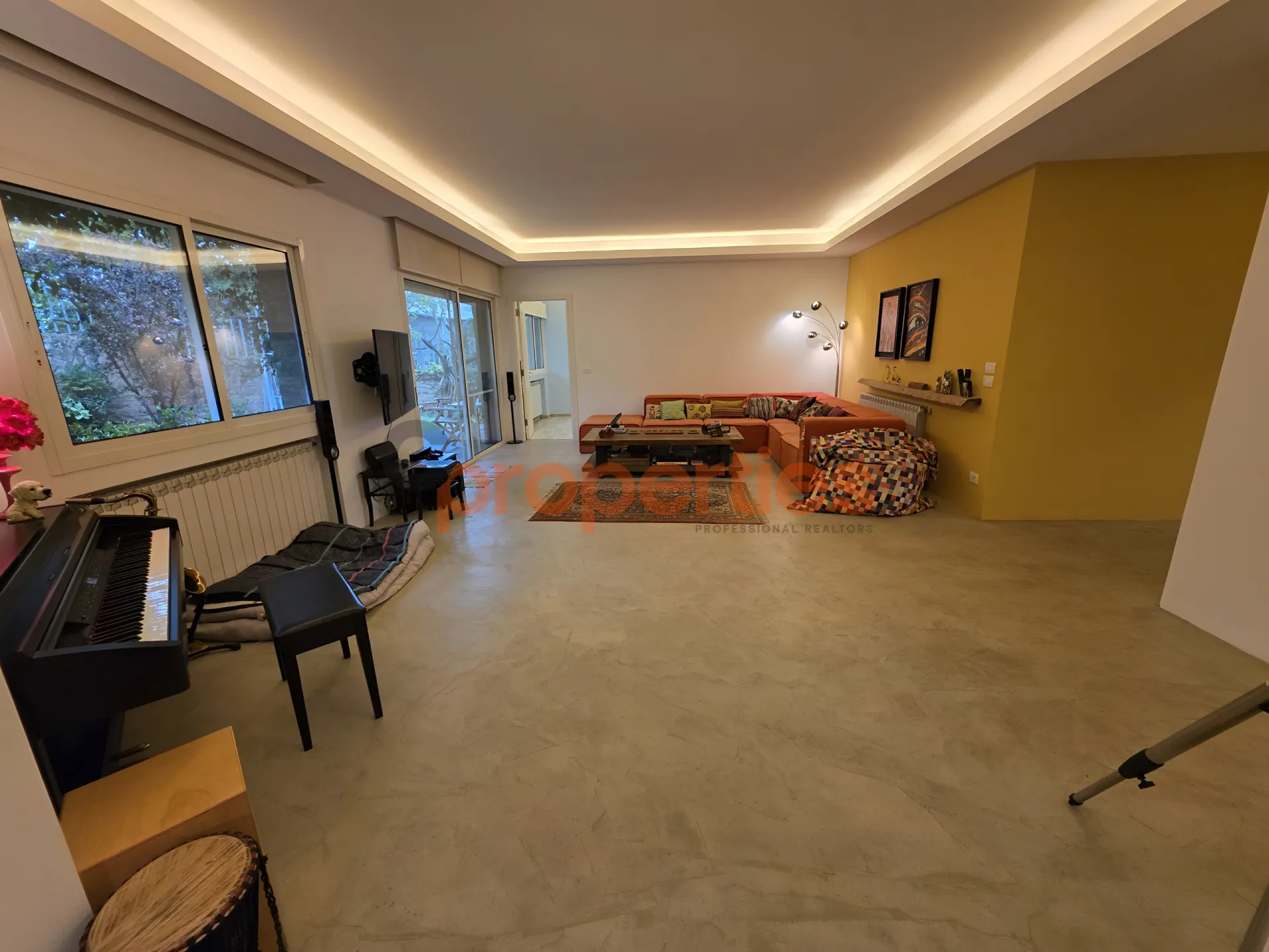 Apartment for Sale in Ouyoun - 3 bed, 5 bath