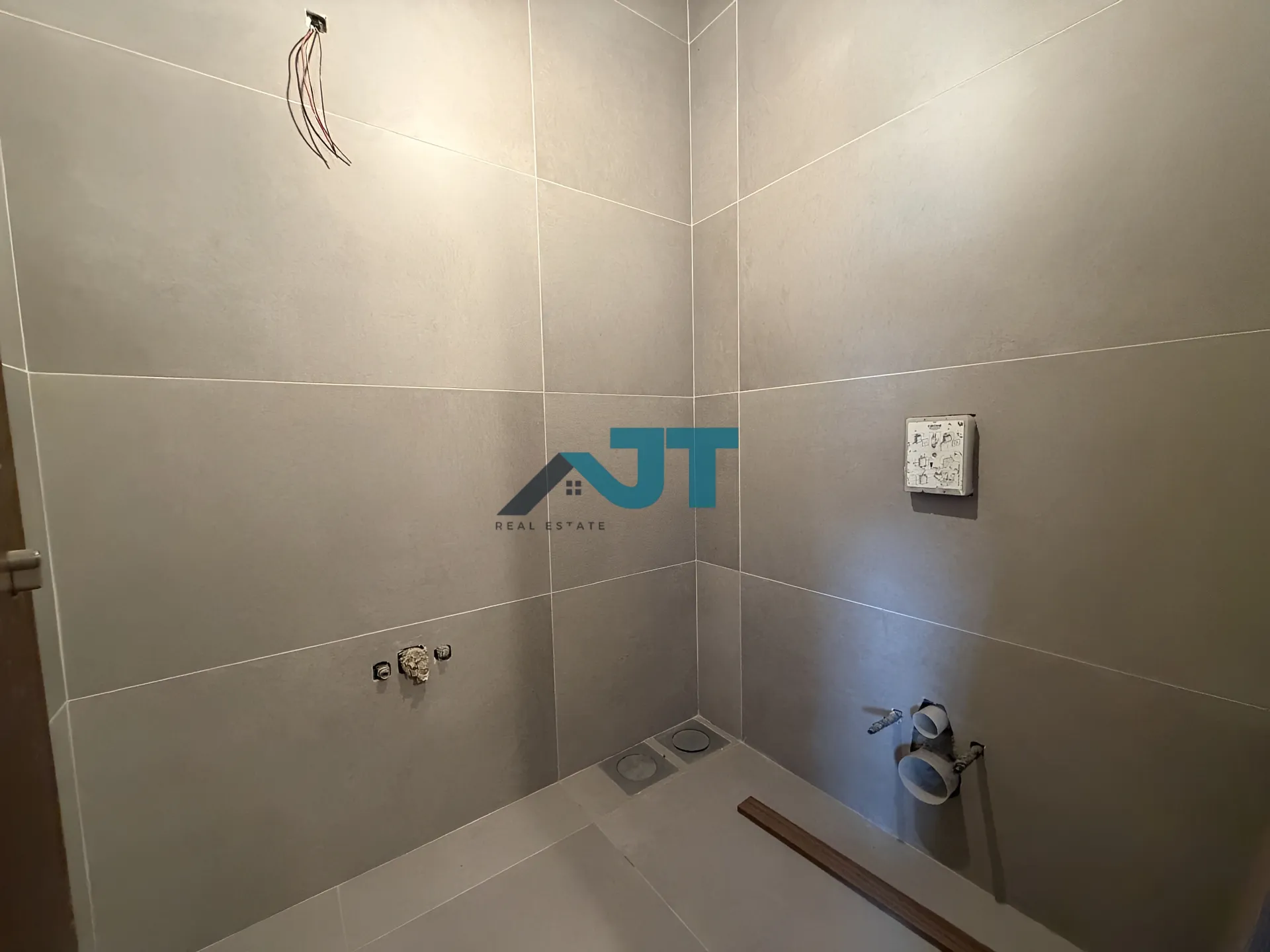 Apartment for rent in Mtayleb
