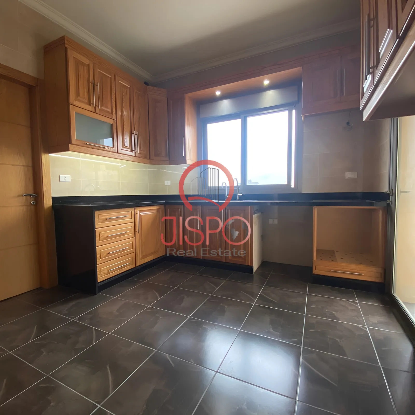 Apartment for Sale in Zalqa