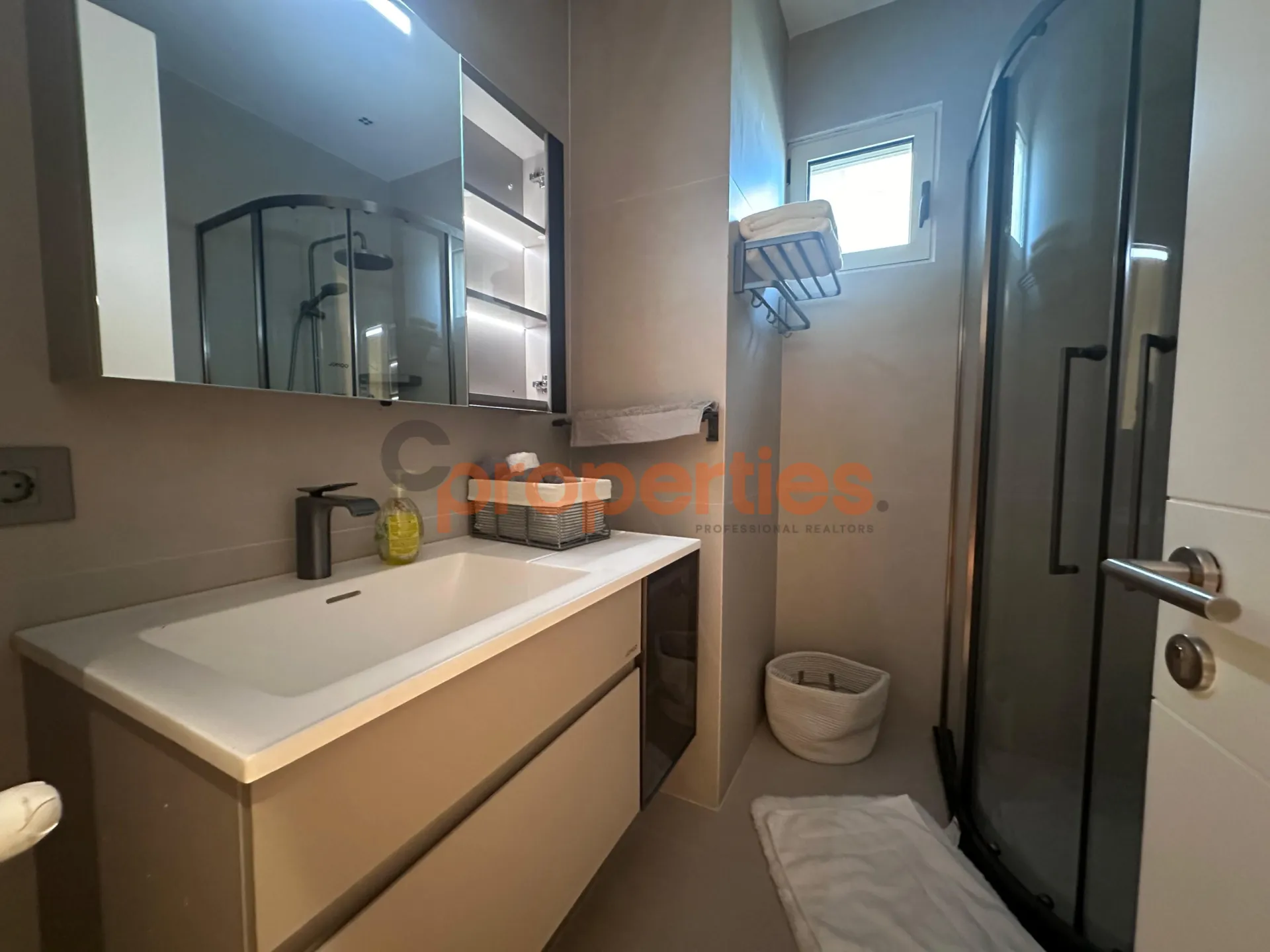 Apartment for Sale in Raoucheh