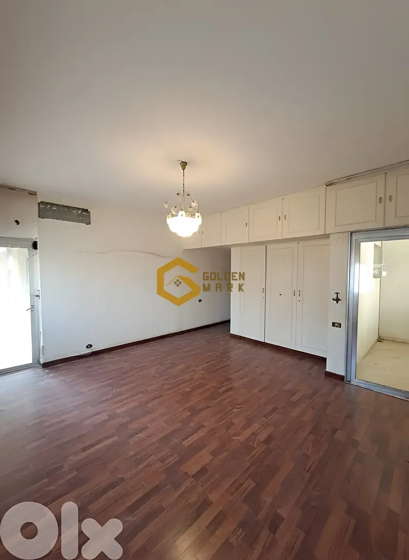 Apartment for Sale in Ramlet El Baida, Bayrut