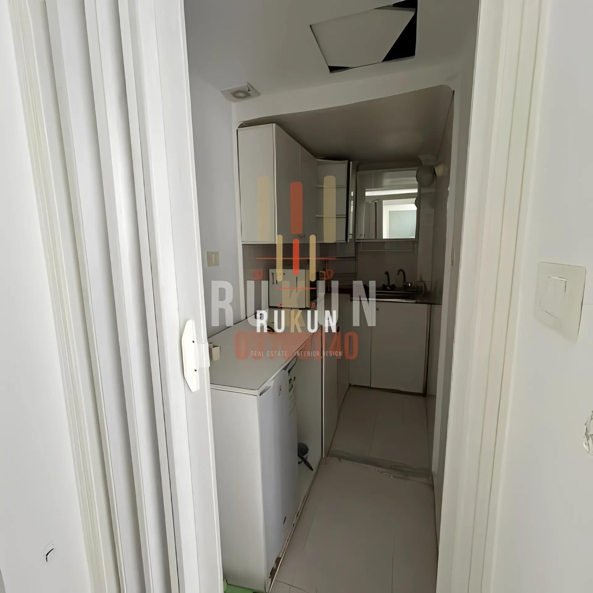 Office for rent in Mar Mikhael