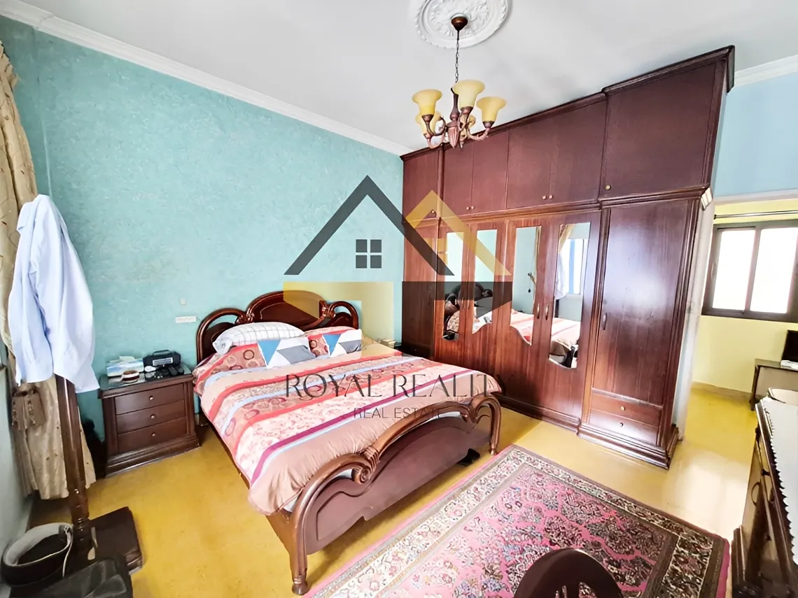Apartment for sale in Hamra - 3 bed, 2 bath