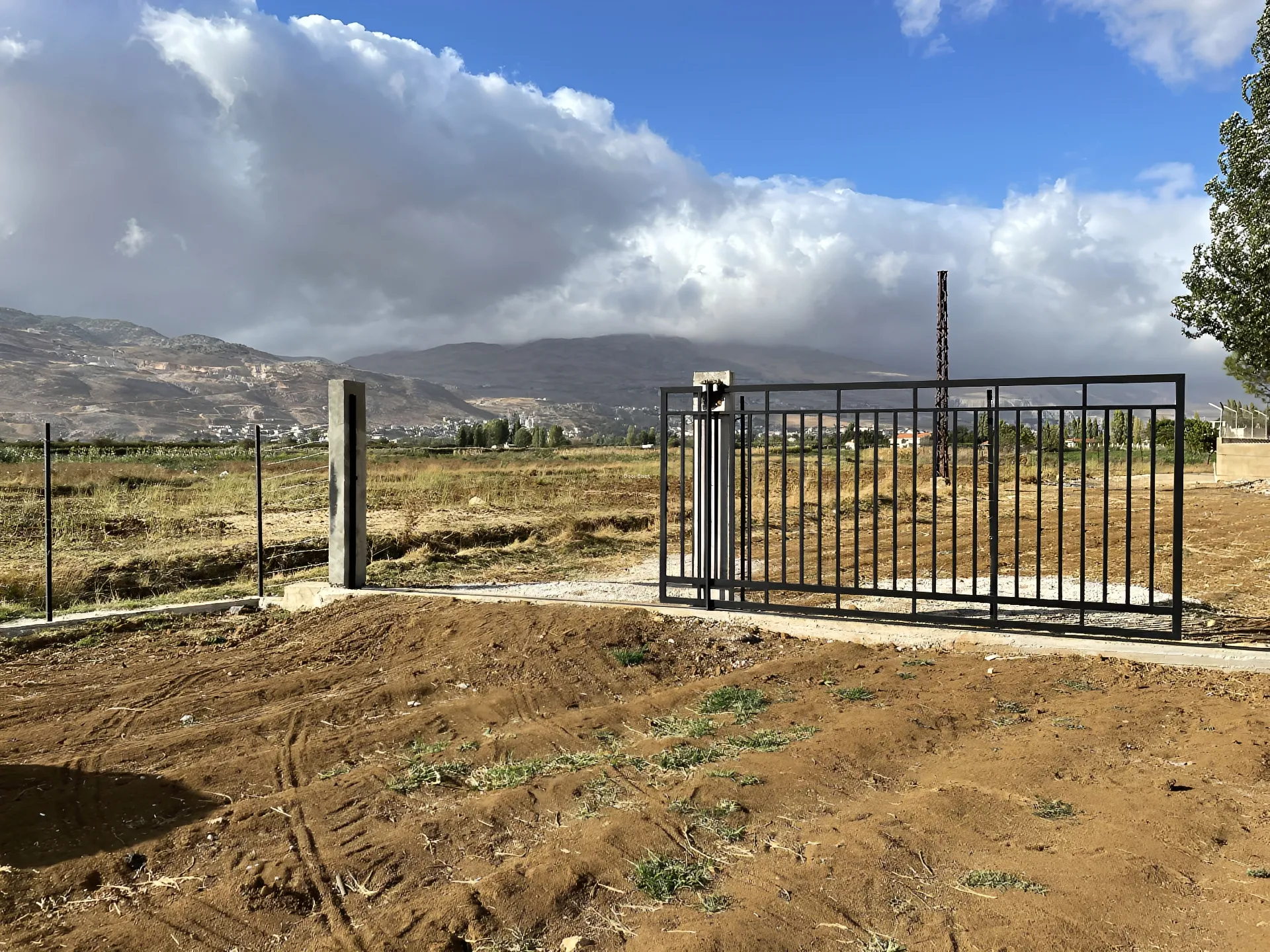 Agricultural Land for sale in Qob Elias
