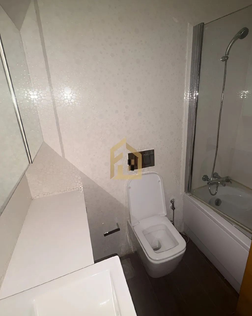 Apartment for sale in Tallet El Khayyat, Bayrut, Lebanon