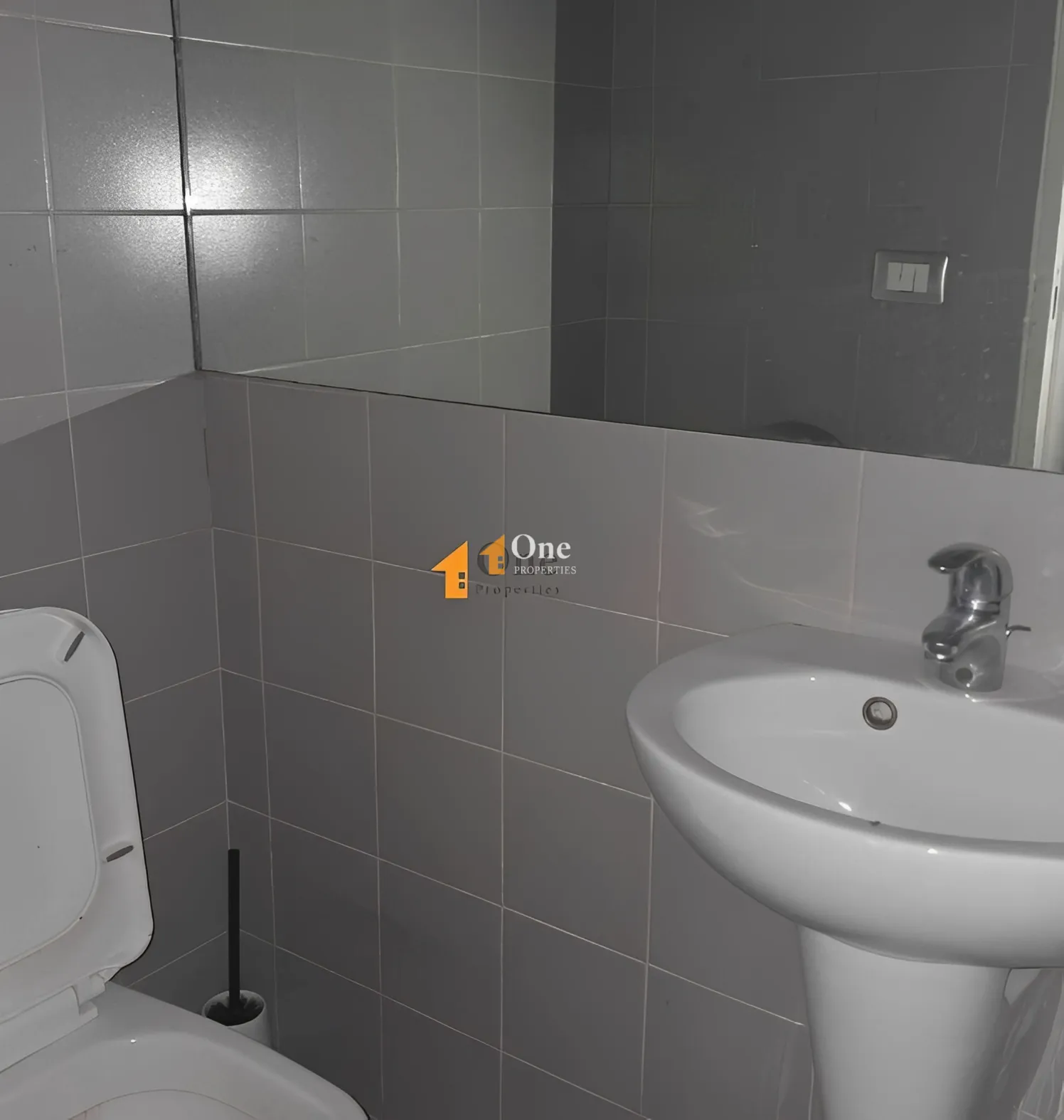 Shop for rent in Zouk Mikael, Lebanon