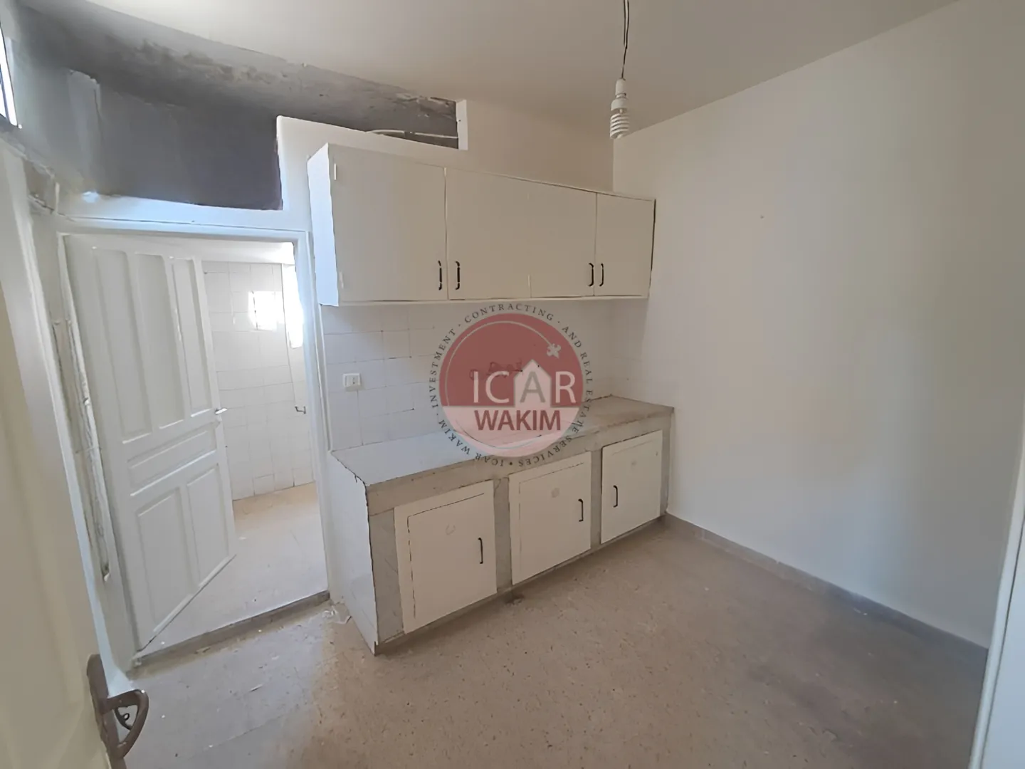 Apartment for rent in Achrafieh, Beirut, Lebanon - 2 bed, 1 bath