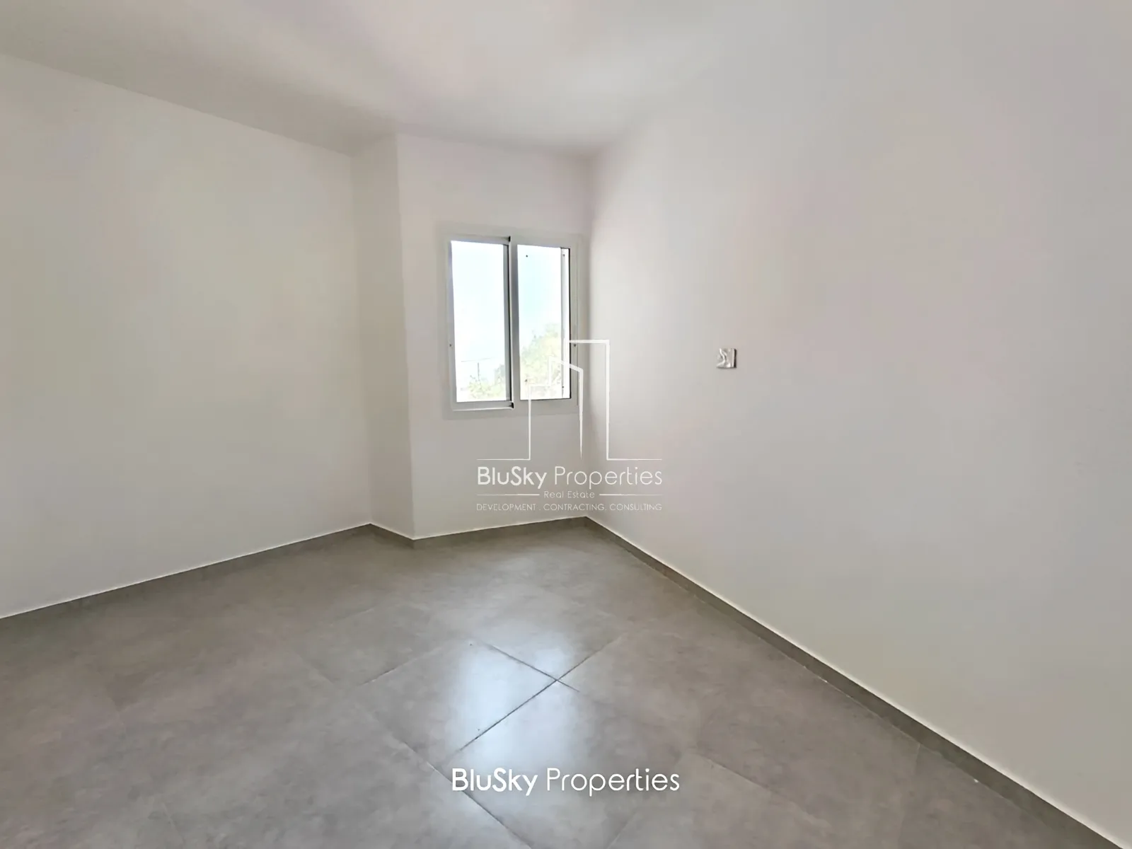 Apartment for Sale in Hosrayel