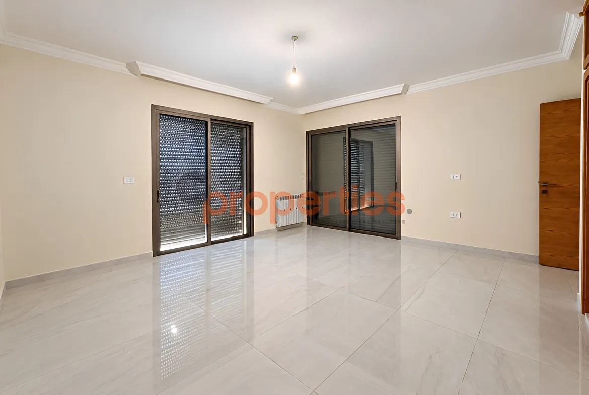 Apartment for Sale in Ain Aar