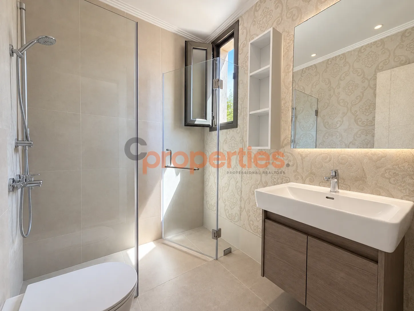 Apartment for Rent in Ballouneh