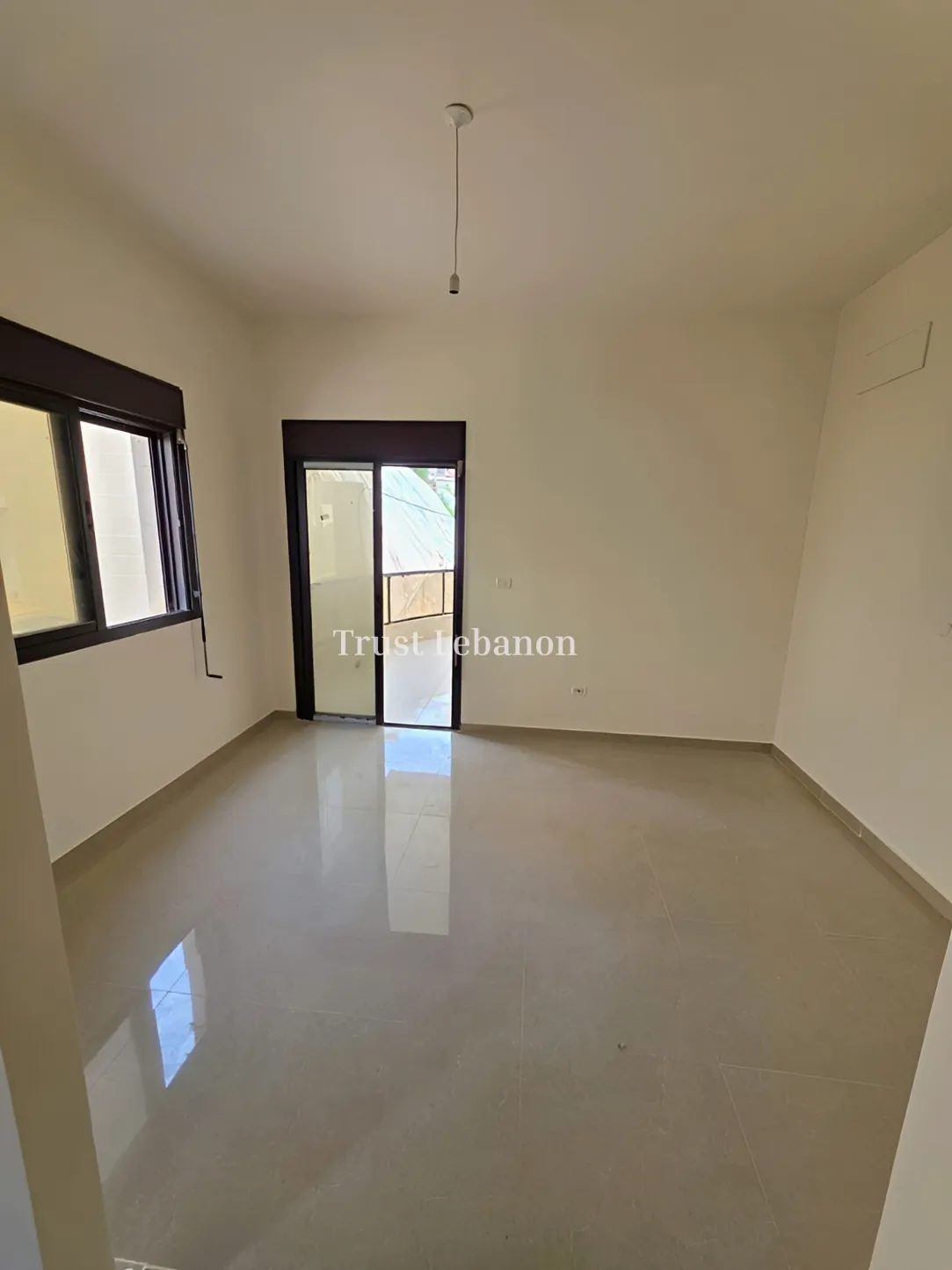 Apartment for sale in Ain El Rihane, Lebanon - 4 bed, 4 bath