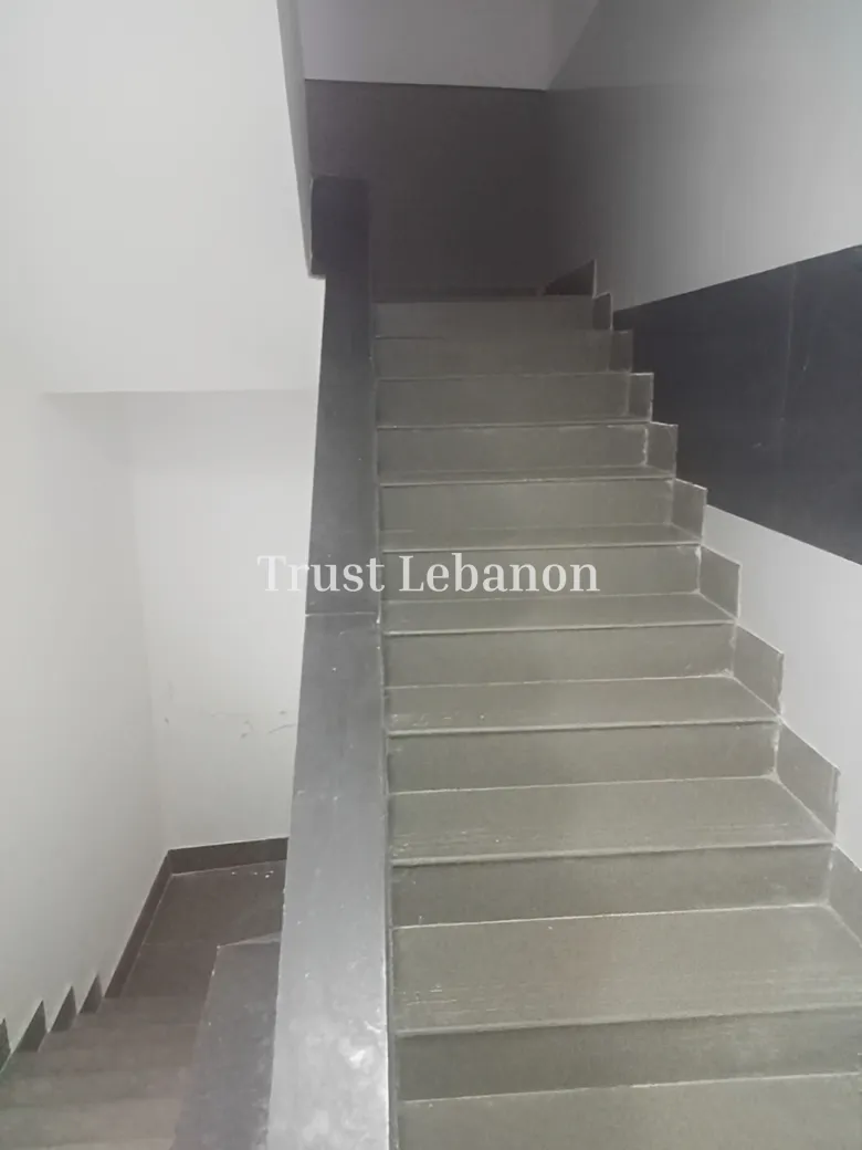 Office for rent in Hadath, Lebanon