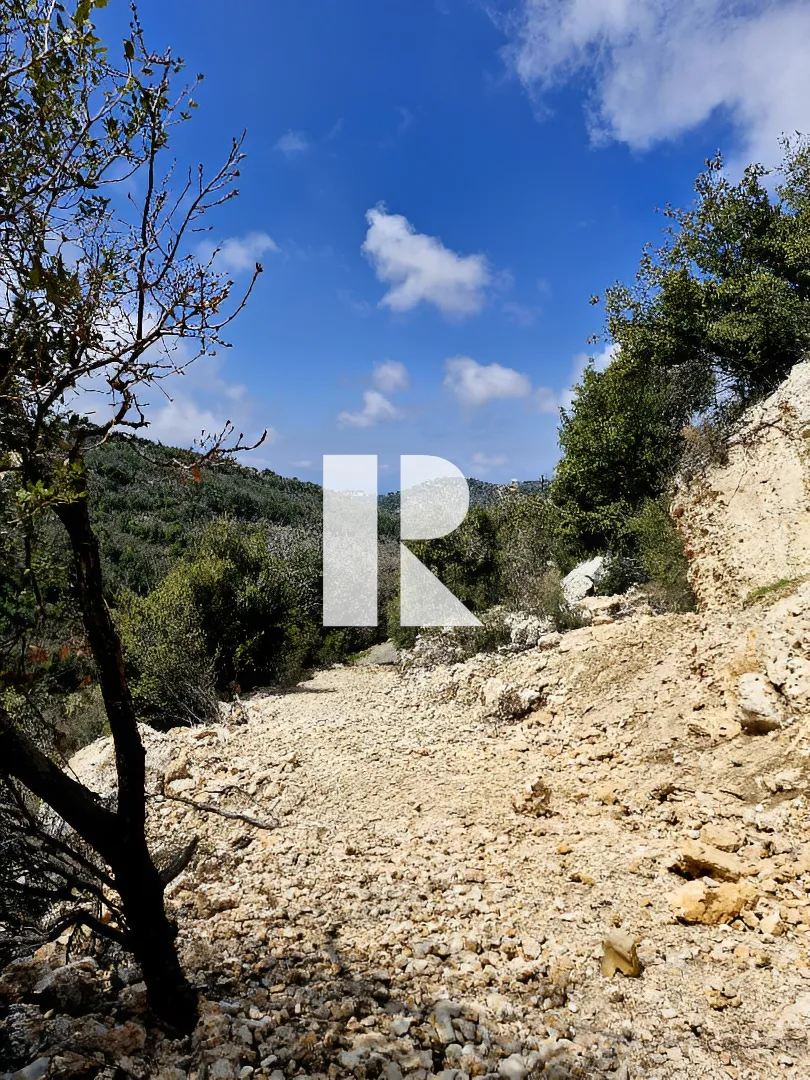 Land for sale in Mechmech, lebanon