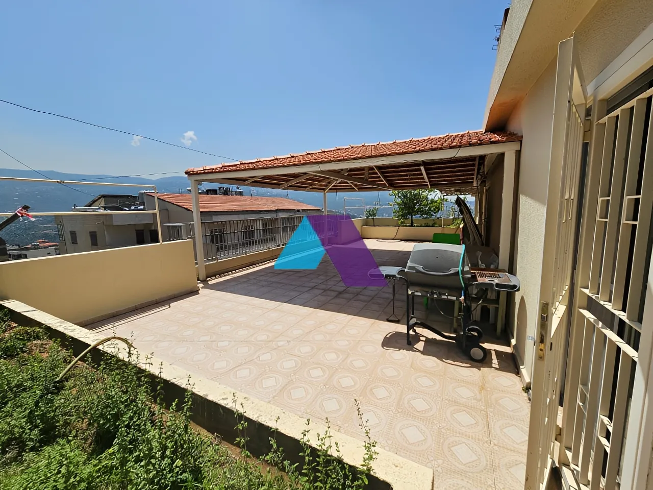 Apartment for Sale in Ballouneh - 4 bed, 4 bath
