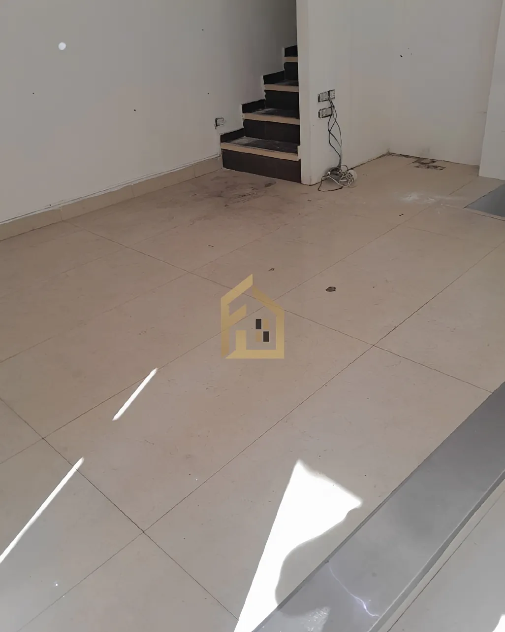 Shop for sale in Mar Elias refugee camp, Beirut, Lebanon