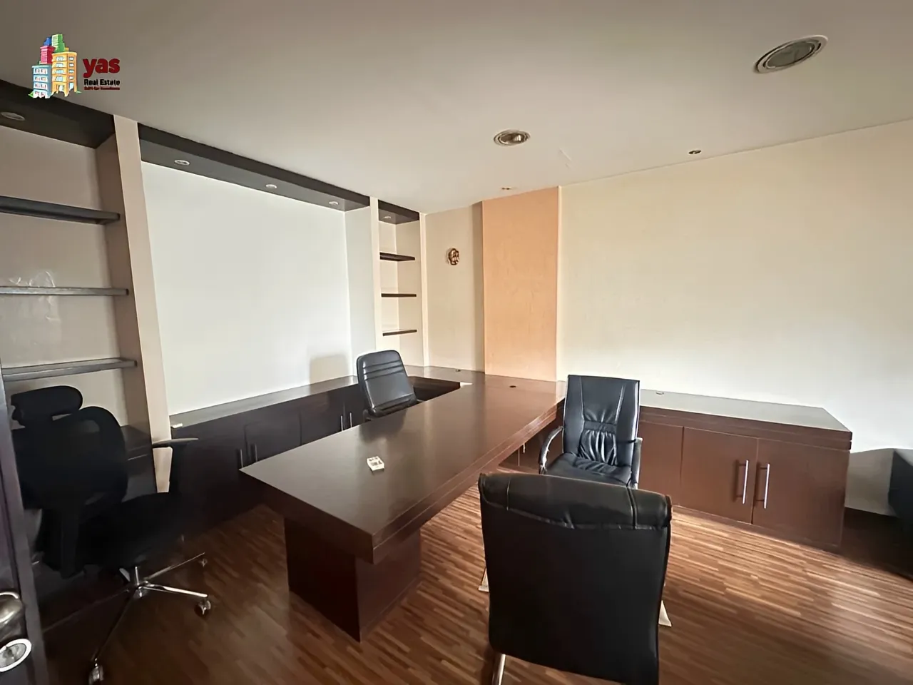 Office for rent in Zalqa