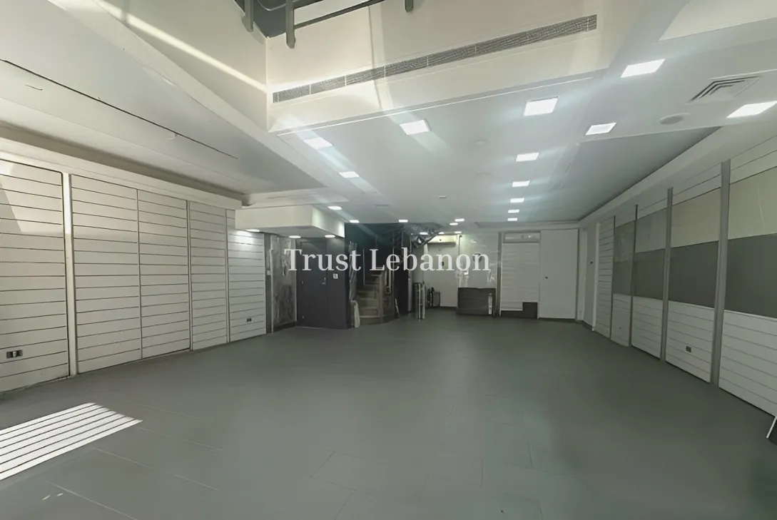 Showroom for rent in Horch Tabet, Lebanon