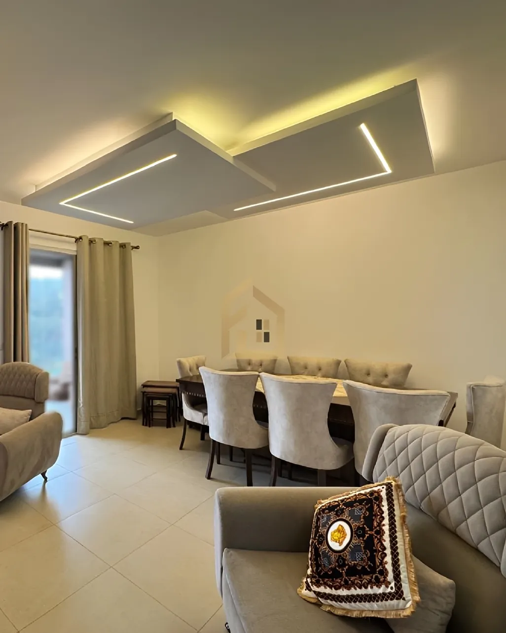 Apartment for sale in Jouret El Ballout, Lebanon - 3 bed, 2 bath