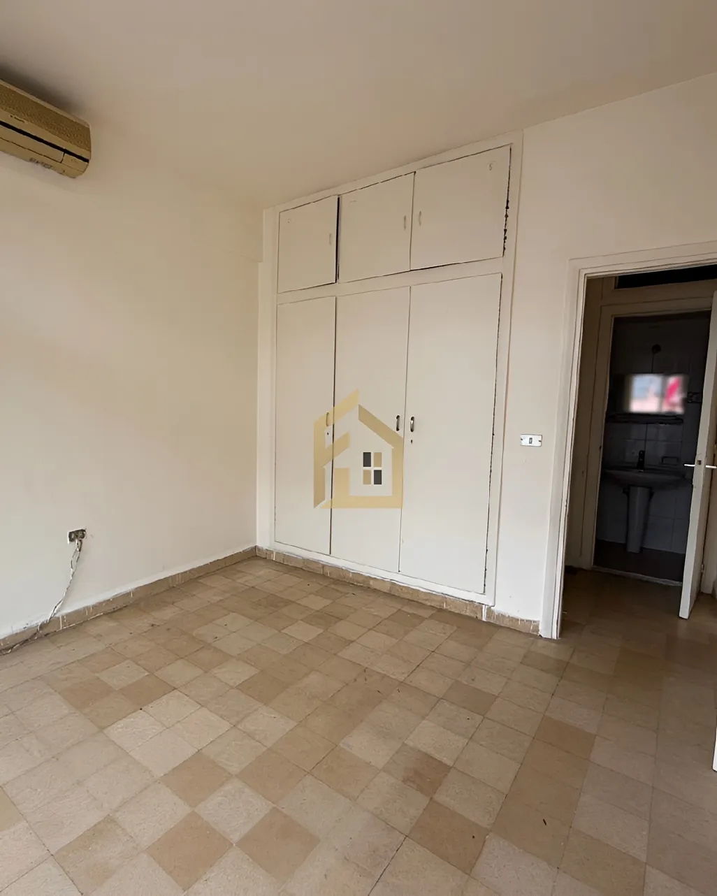 Apartment for rent in Ras Beirut, Beirut, Lebanon - 1 bed, 1 bath