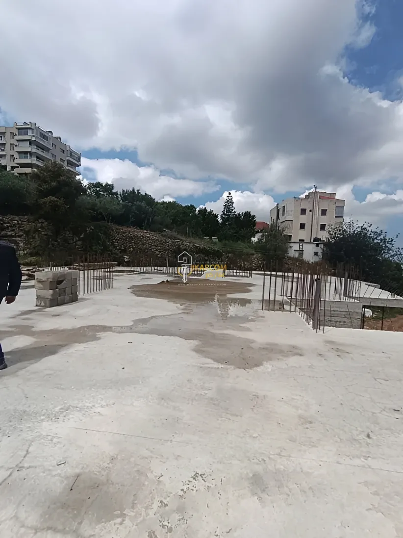 Apartment for sale in Jouret El Ballout, Lebanon - 2 bed, 2 bath