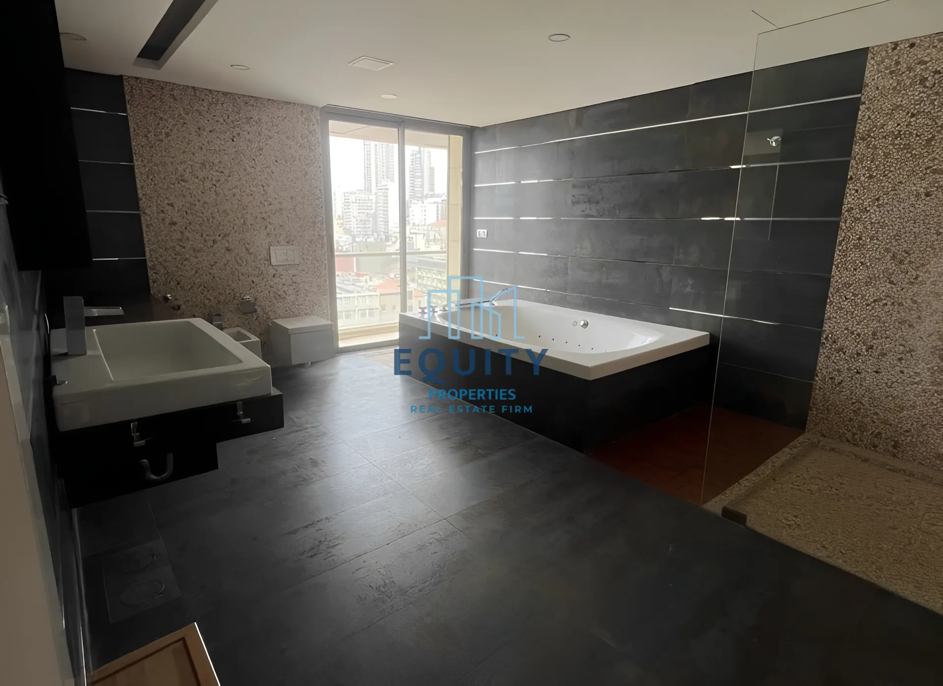 Apartment for Sale in Saifi , Ashrafieh - 3 bed, 5 bath