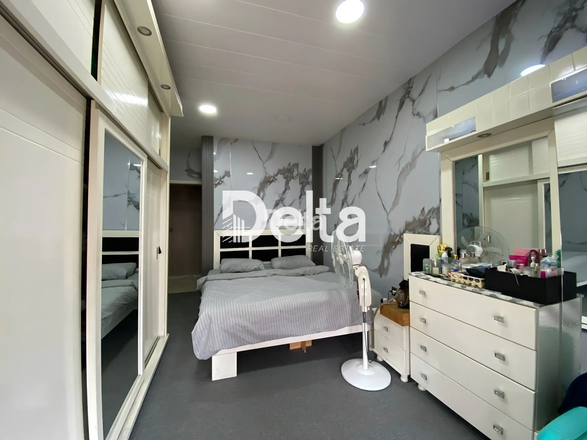 Apartment for sale in Dawhet Aramoun, Lebanon