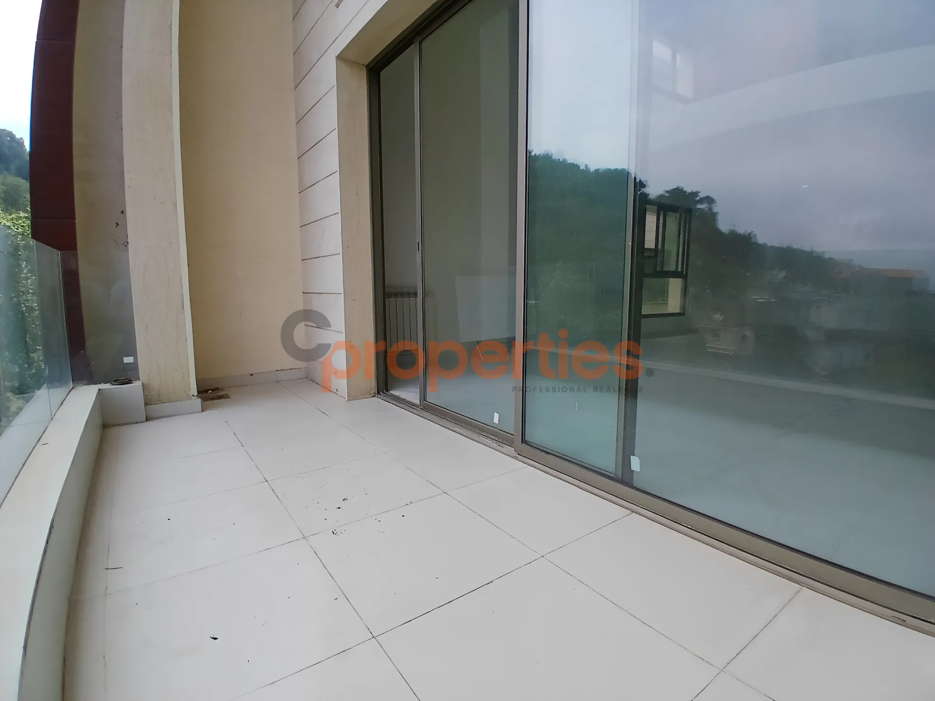 Apartment for Sale in Bharsaf
