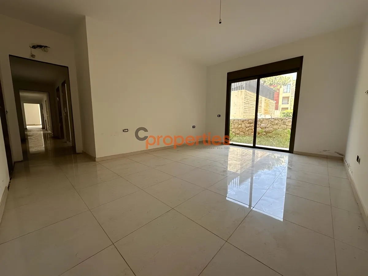 Apartment for Sale in Mtaileb