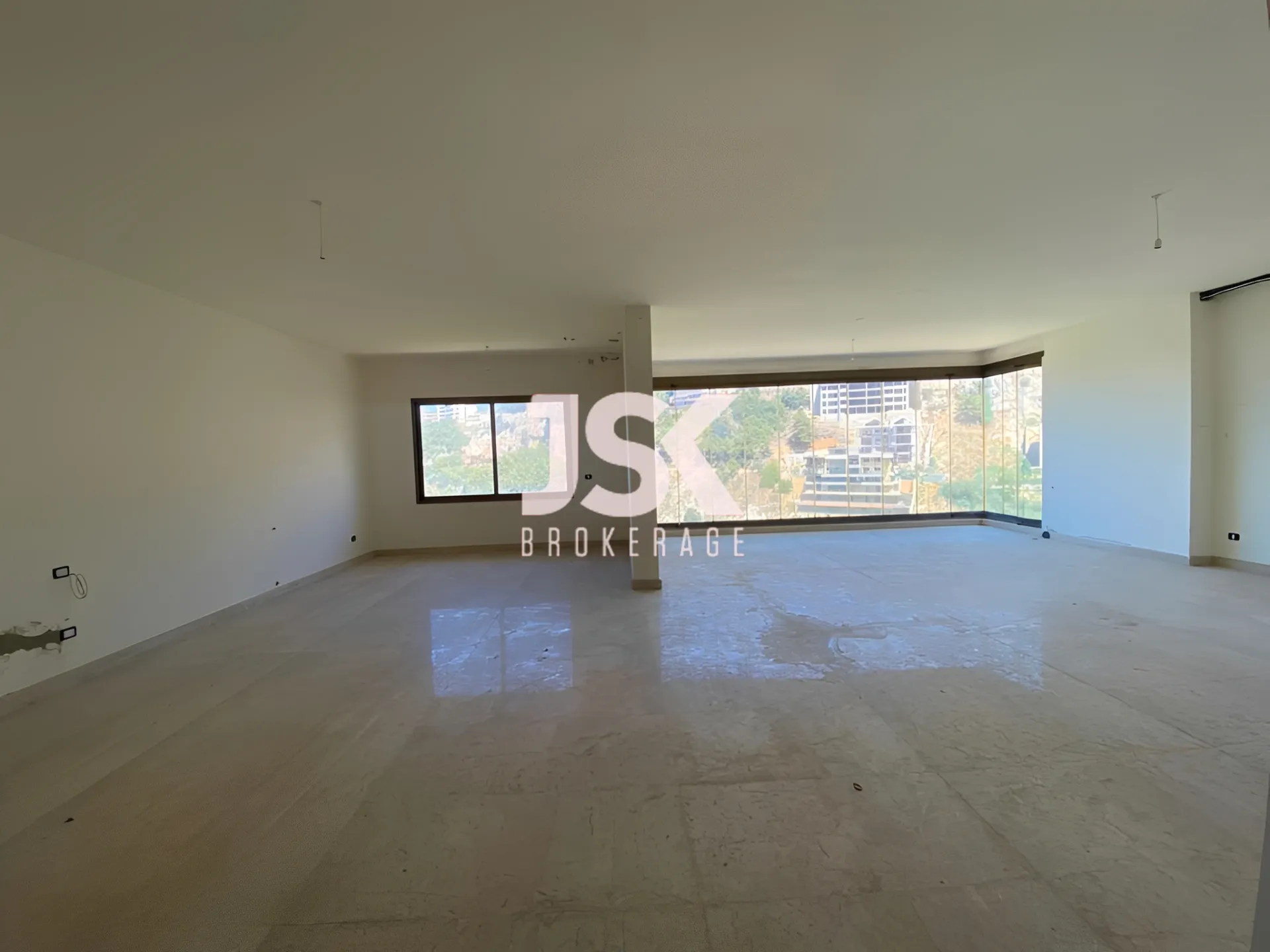 Apartment for Sale in Rabweh, Metn - 3 bed, 4 bath