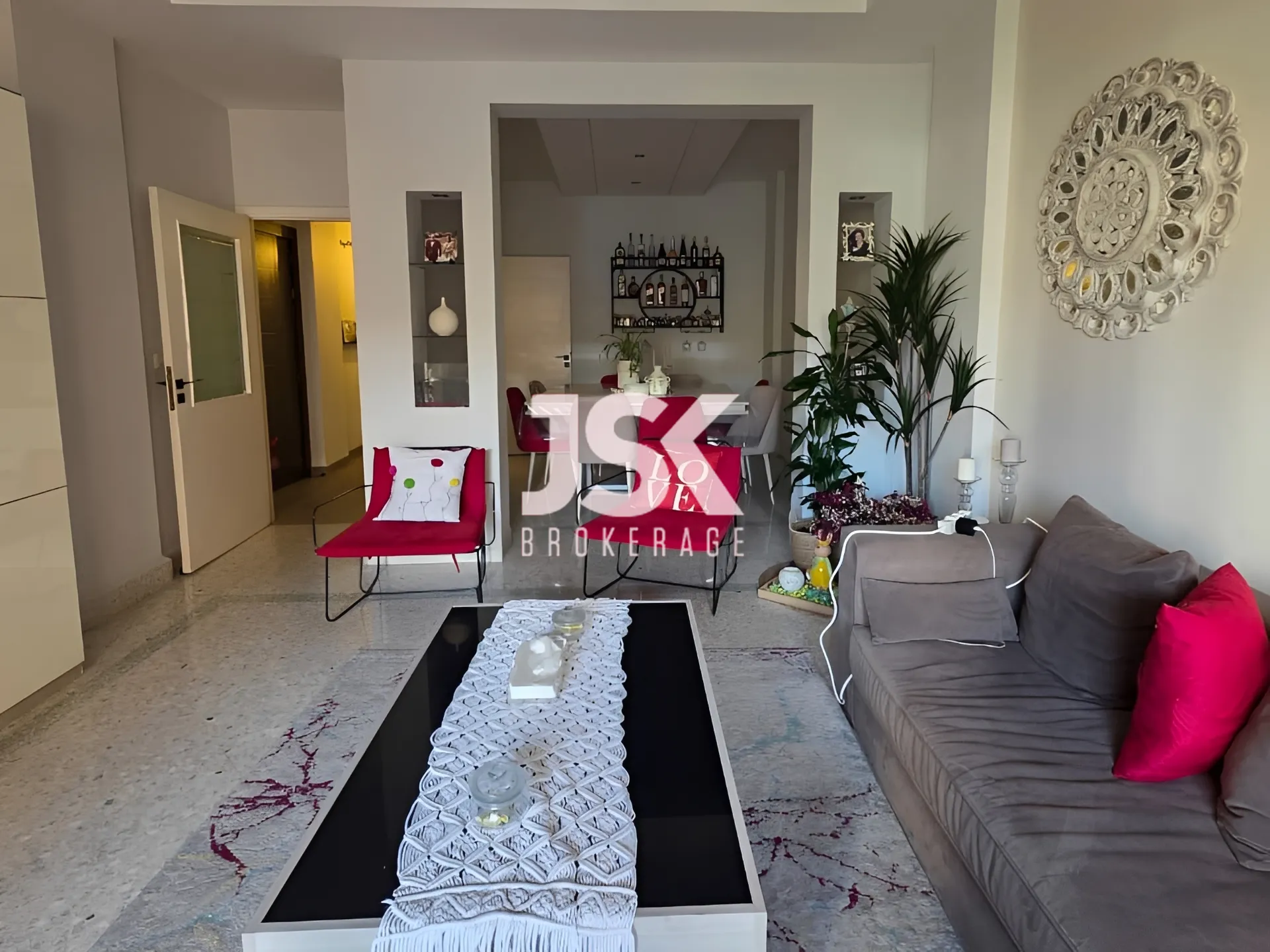 Apartment for Sale in Ain El Remmaneh